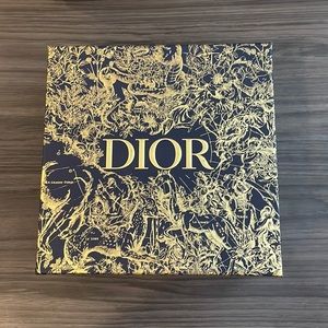DIOR HOLIDAY BOX WITH ENVELOPE, SMALL BAG AND THE INSIDE PACKAGING